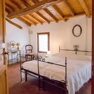 Alloggio per agriturismo Corte Galvagnina, Cesole